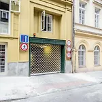 Design 3Bdr Apartment In Residence, Free Parking