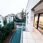 Residence \