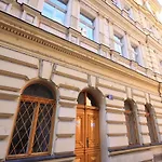 Leo Apartments Old Town
