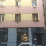 Air Conditioned Terrace Apartment Prague