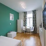 Modern Apartment Spanelska