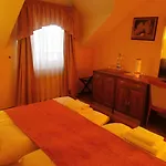 River Star Hotel