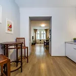 Nabo Apartments
