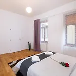 Luxury Apartment In The Center Of Prague