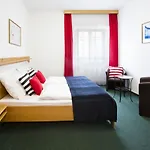 Hotel Otar