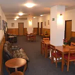 Hotel Bohemians