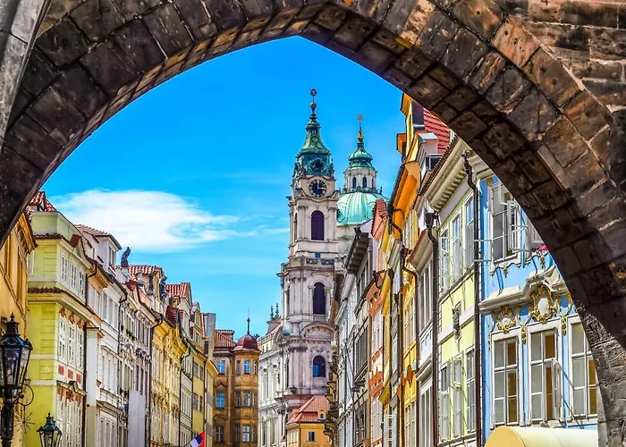 Charles Bridge Hostel & Apartments