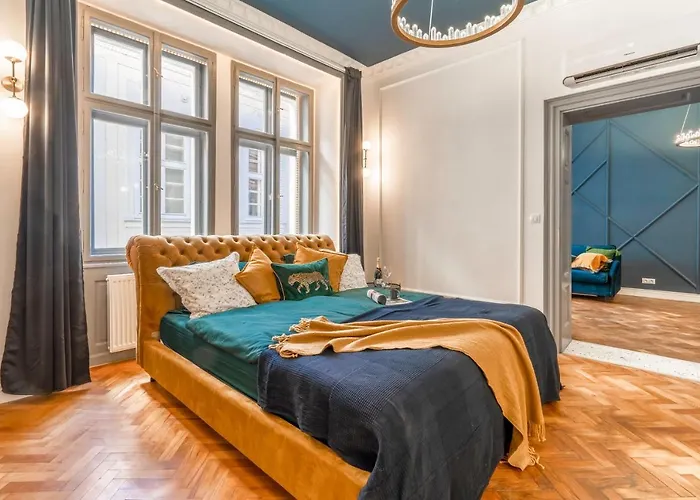 Charles Bridge Suite By Riverside
