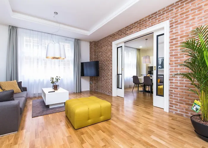 Unique Old Town Apartments At Palace Dlouha