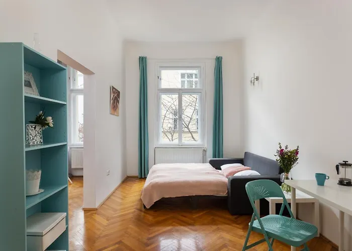Welcoming Flat In Vinohrady By Prague Days