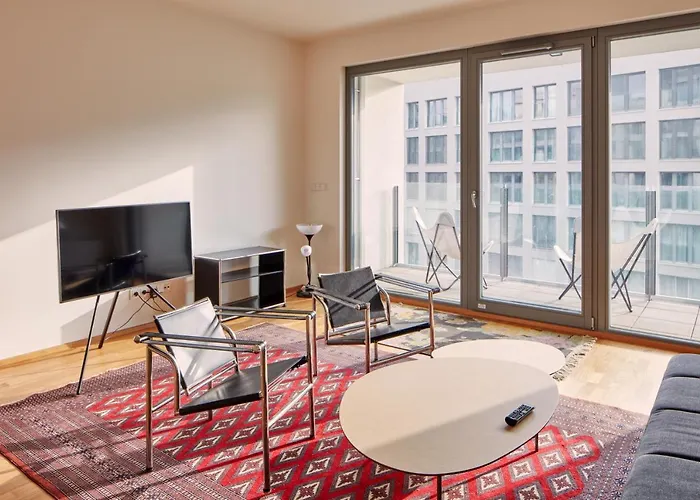 Prague Days - Designer Condo - Trendy Neighborhood