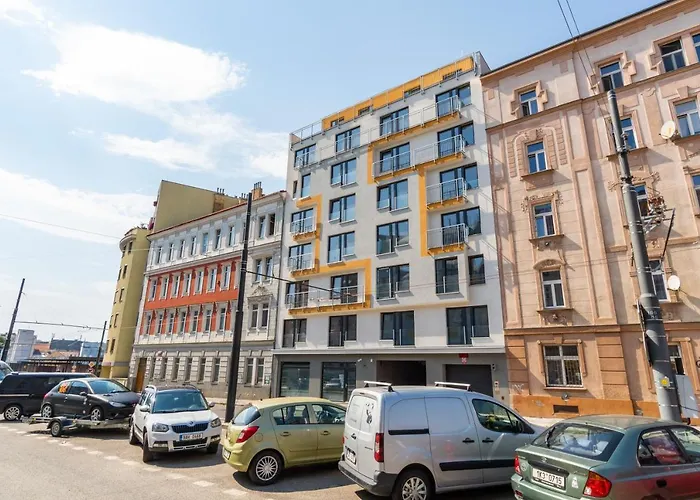One Bedroom Penthouse Apartment # 82 In The Brand New Building Close To The City Center With Free Parking