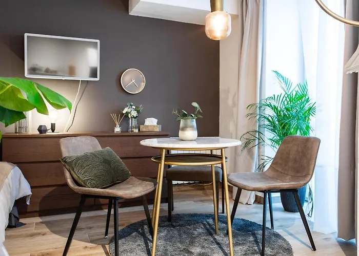 Cozy Modern Studio In Prague\'S Absolute Center