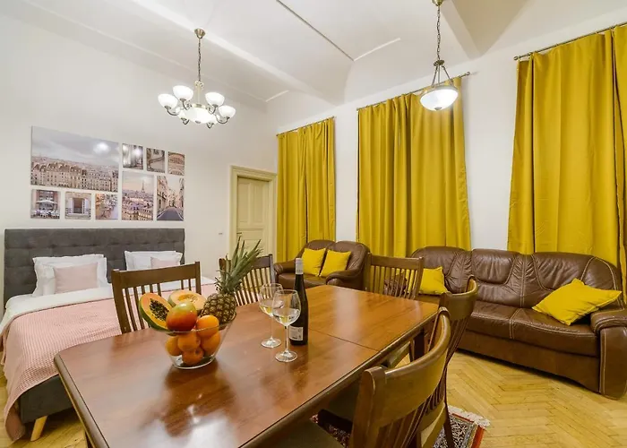 Cozy Apartment Near Stefanikuv Most