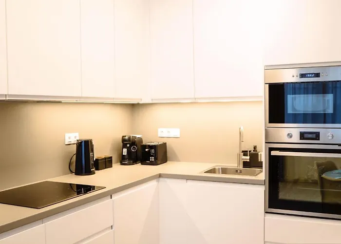 Tran Chien Apartment With Free Private Parking
