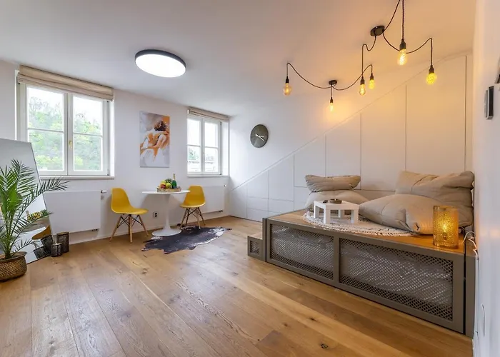 Luxurious, Charming Studio Perfect For Couples