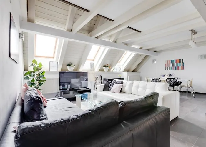 Spacious Stylish Attic In The Heart Of The Center - Karlovo