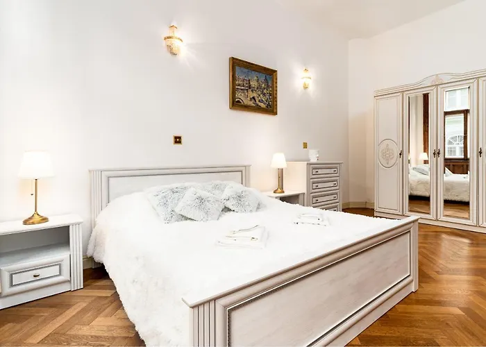 Magnificent King Suite