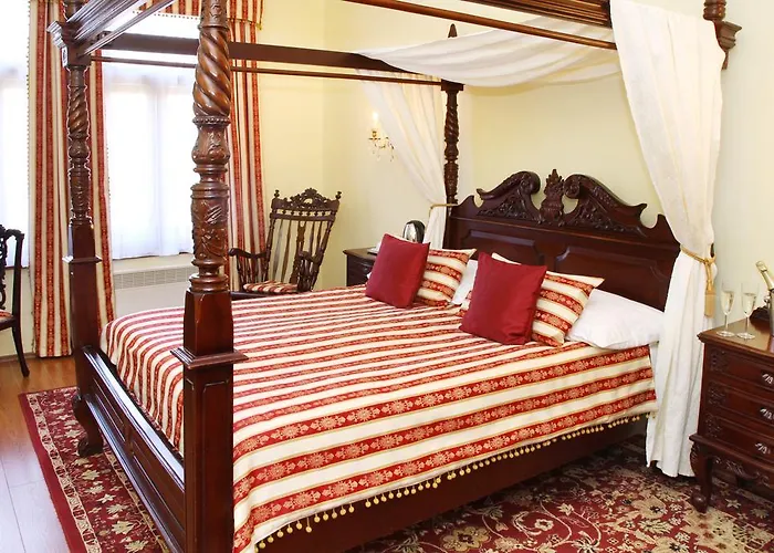 King Charles Boutique Residence