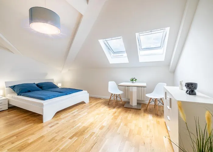 Cozy Apartment In The Center Of Prague, Opposite The National Museum