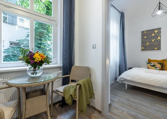 Cute 1Bedroom Center Apartment