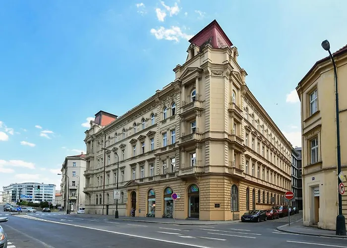 Klimentska 52 Residence