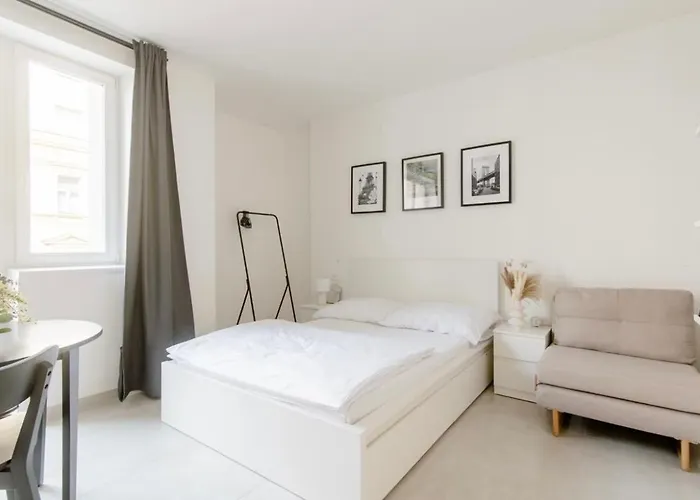 Cozy & New Studio Apartment Peace Sq.
