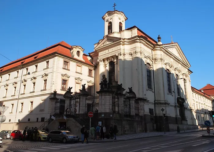 Apartments With Large Balcony, Parking Prague
