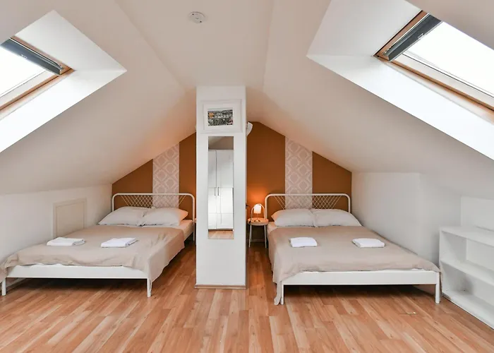 Central 3Bdr Penthouse With Terrace&Ac