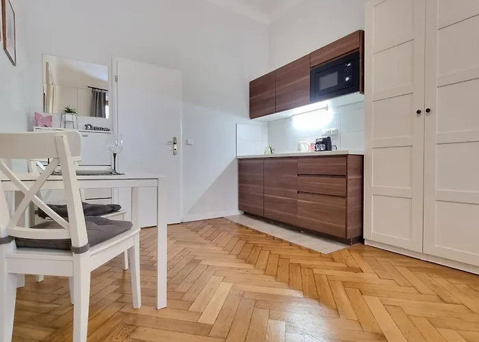 Finnem Rentals Florenc
