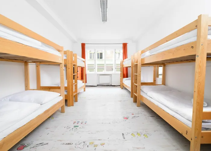 Benedikt City Center Hostel