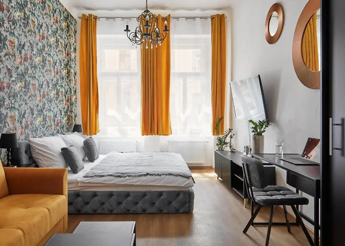 Prague Days - Sunlit 1Bdr Apartments - Netflix - Central Yet Quiet - New Town
