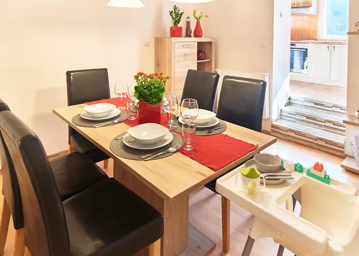 Cozy Apartments With Terrace Near Prague Castle