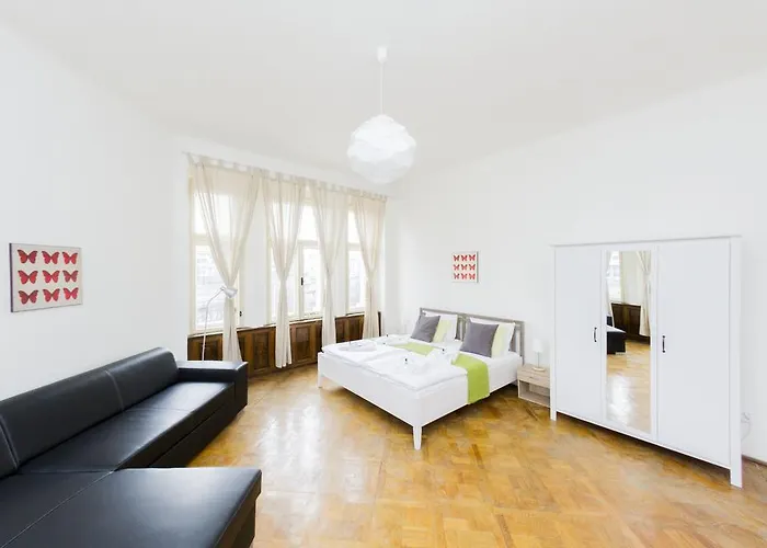 Apartments Tesnov