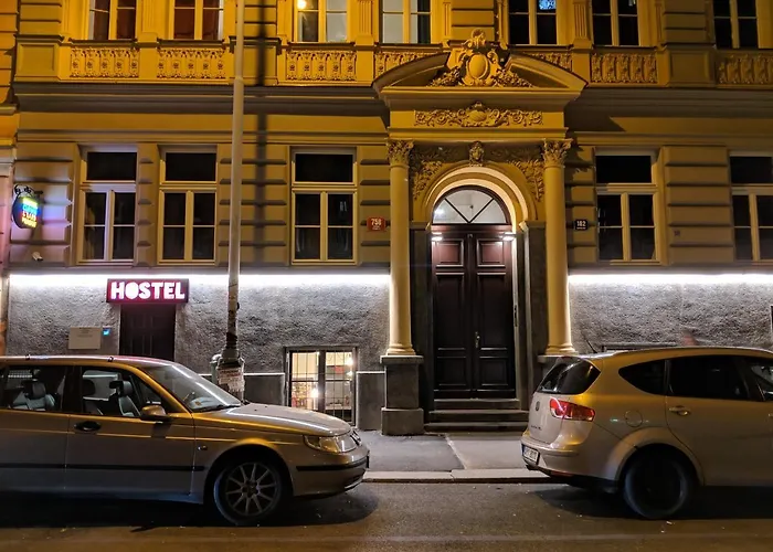 Clown&Bard Hostel