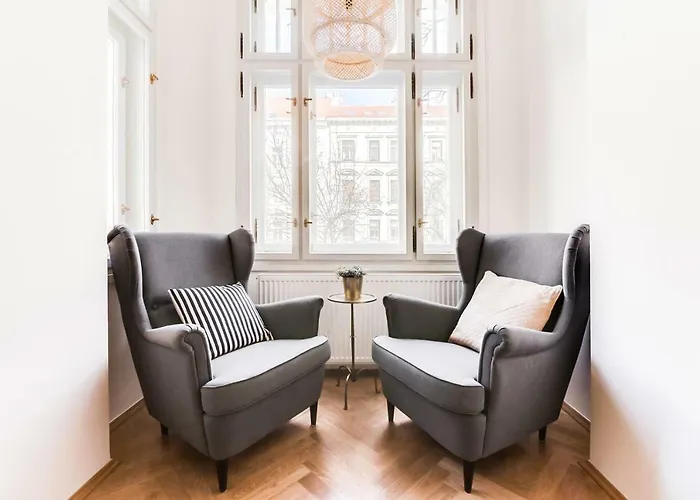 Trendy Local Apartment