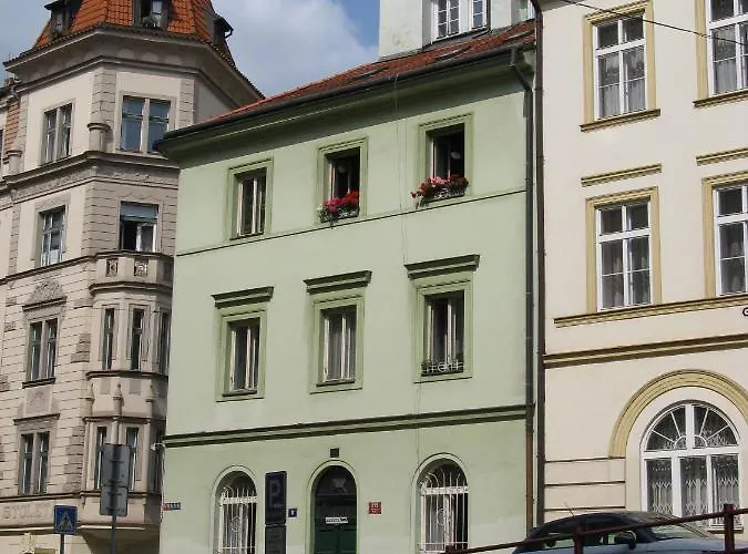 Zderaz