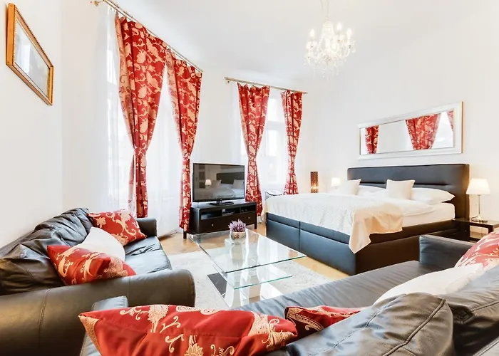Old Town Square Royal Apartment