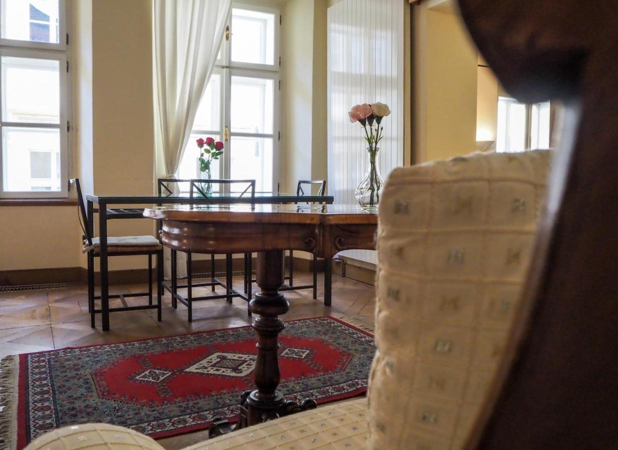 Apartment Karlova - Old Town *