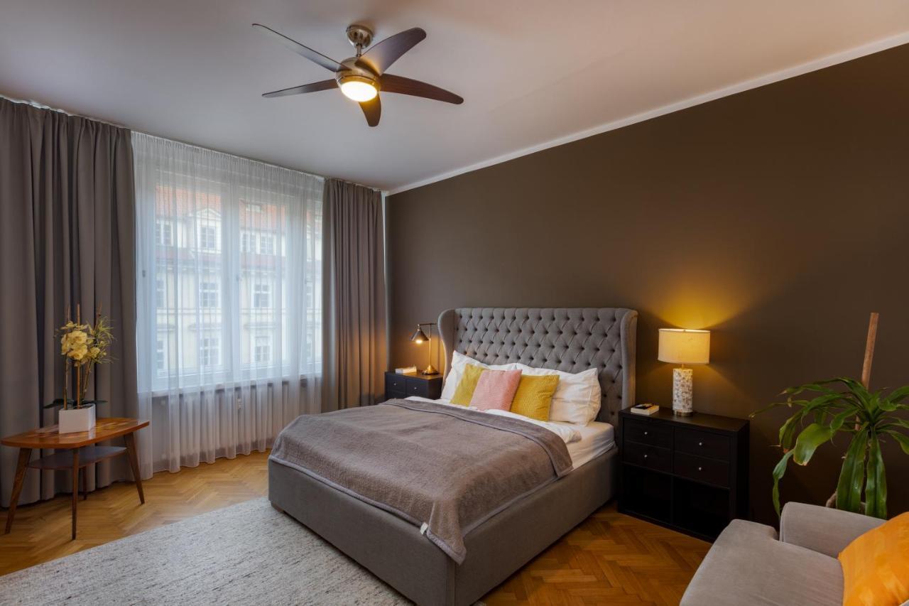 Deluxe In Old Town By Days Apartmán