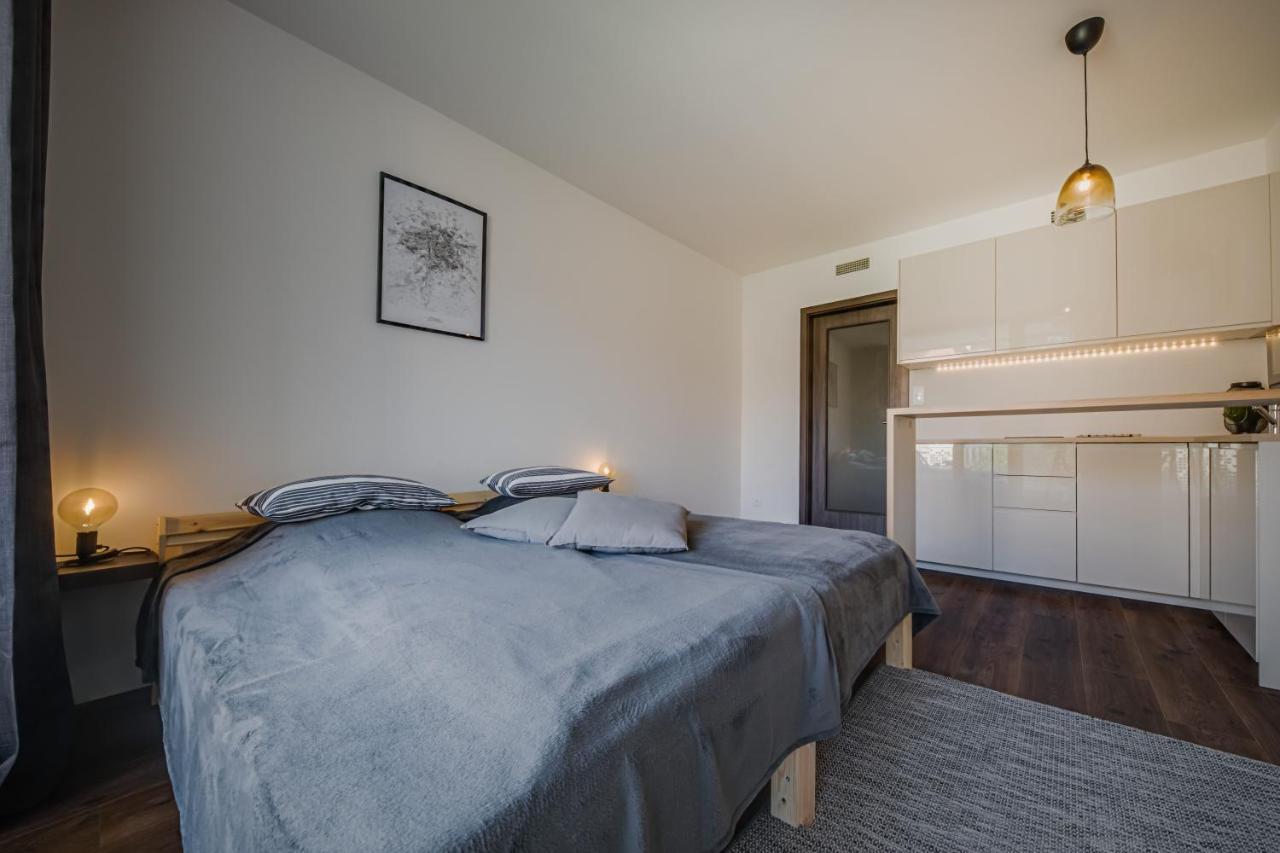 Homy Apartment *
