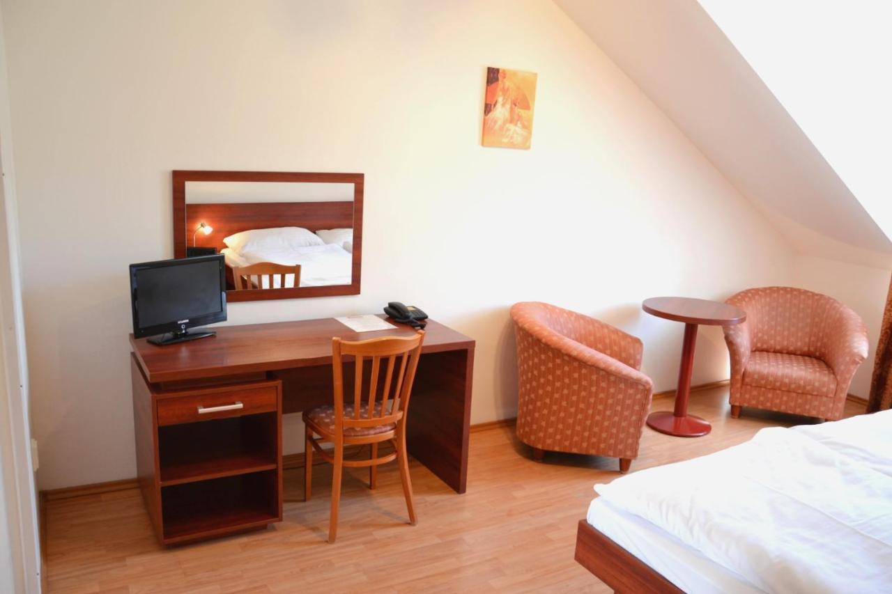 Susa Aparthotel 3*