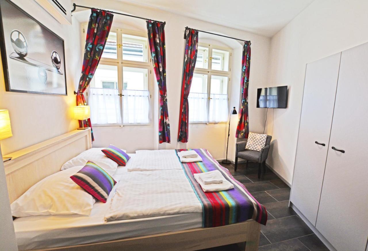 Aparthotel Historic Centre