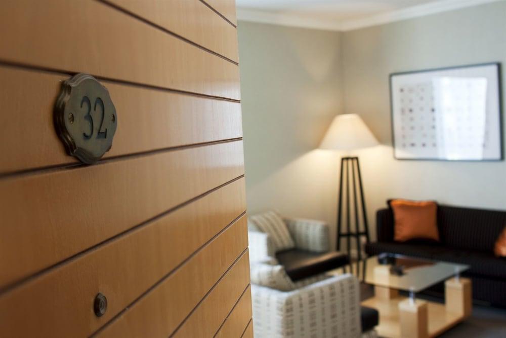 Golden Apartment