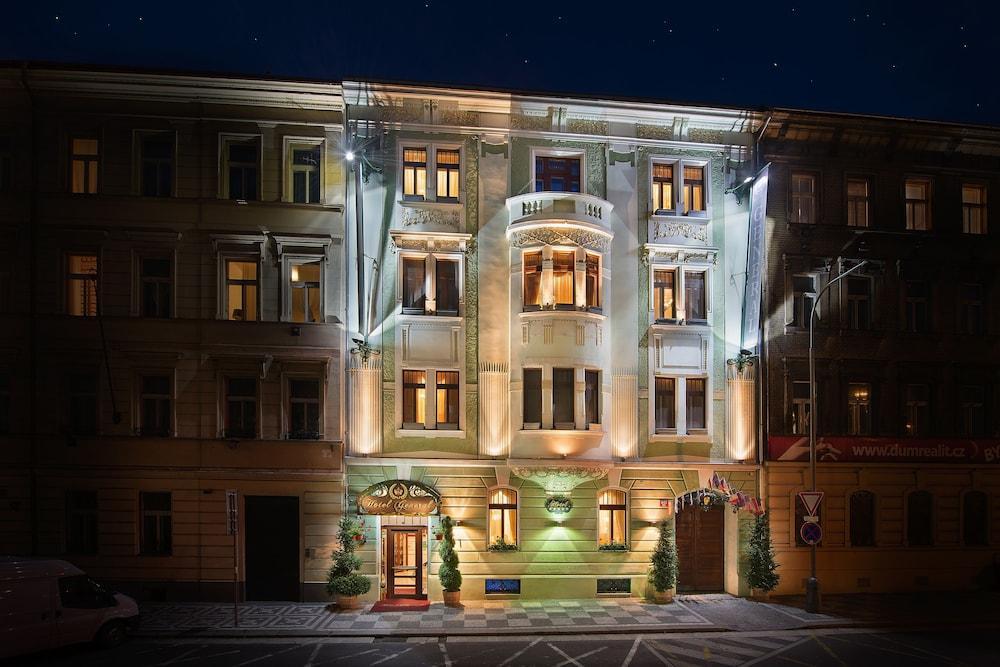 Hotel General 5*