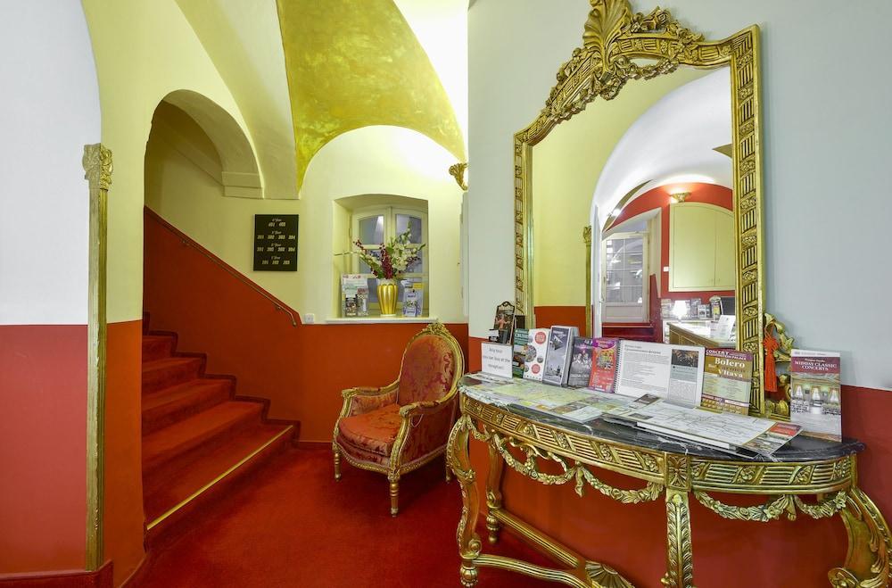 Aparthotel Lobster Prague