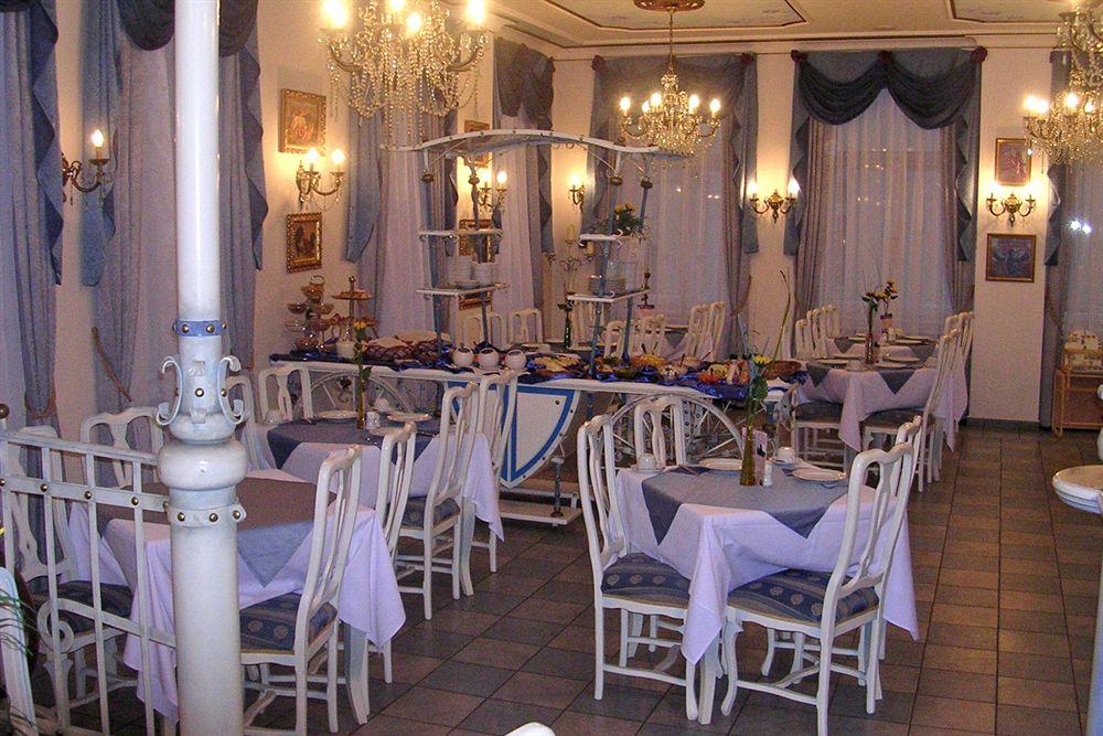 Hotel William 3*