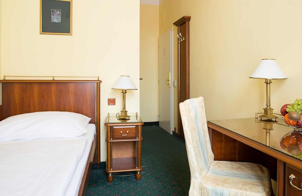 Hotel William