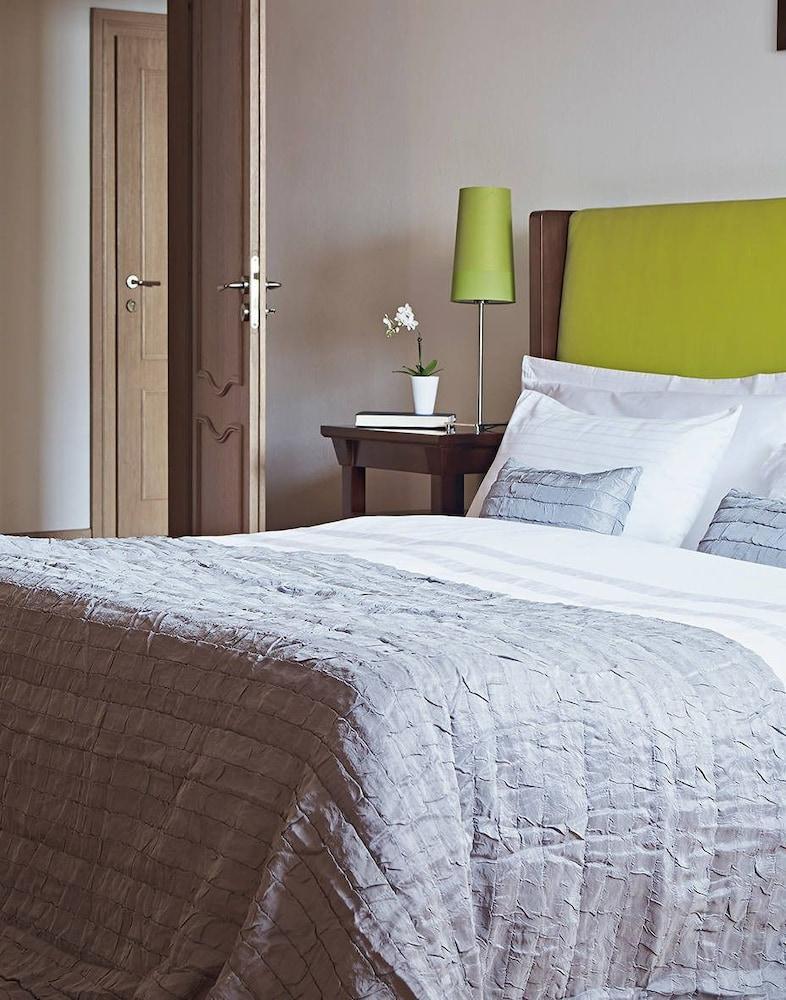 Almandine Aparthotel Prag