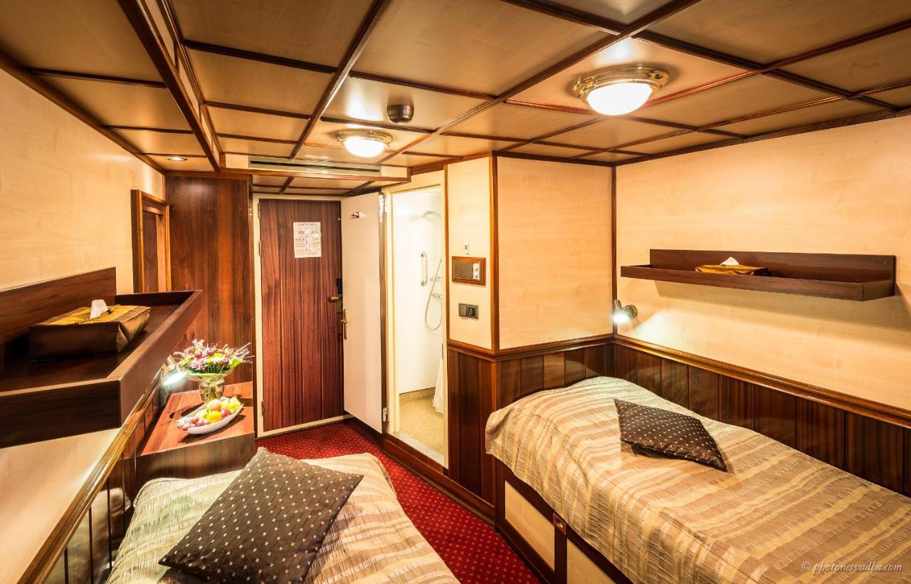 Båthotell Florentina Boat 3*